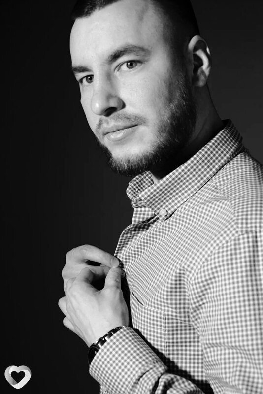 Юра, 31, Москве — анкета №2075298