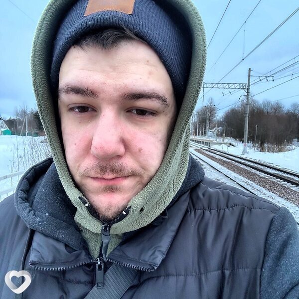 Артем, 27, Екатеринбурге — анкета №2075608