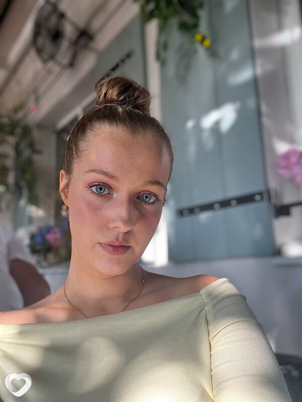 Полина, 26, Тюмени — анкета №2076137