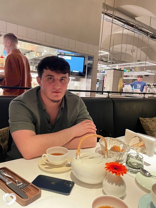 Алан, 25, Москве — анкета №2075904