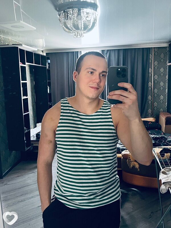 Михаил, 30, Уссурийске — анкета №2076098