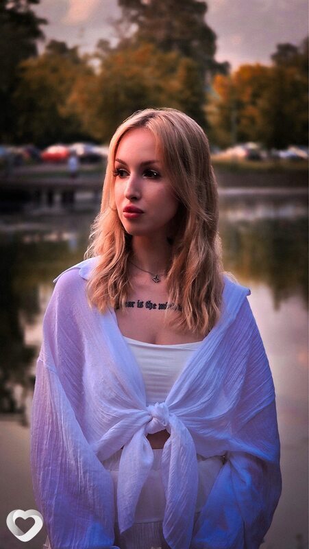 Аделина, 22, Казани — анкета №2076221