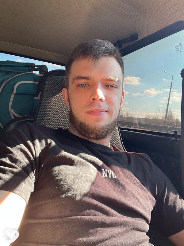 Артем, 26, Ярославле — анкета №2076239