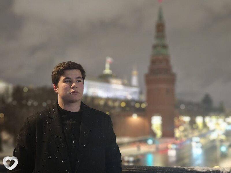 Андрей, 21, Москве — анкета №2076399