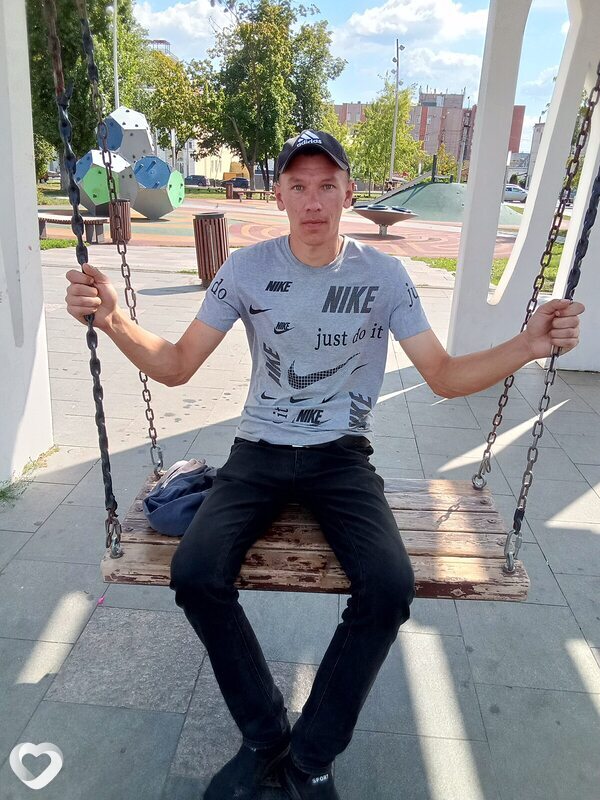 Дмитрий, 32, Кузнецке — анкета №2076916