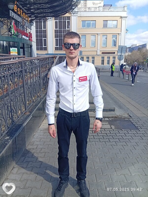Олег, 29, Екатеринбурге — анкета №2076493