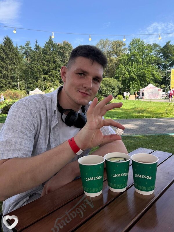 Кирилл, 21, Островце — анкета №2076594