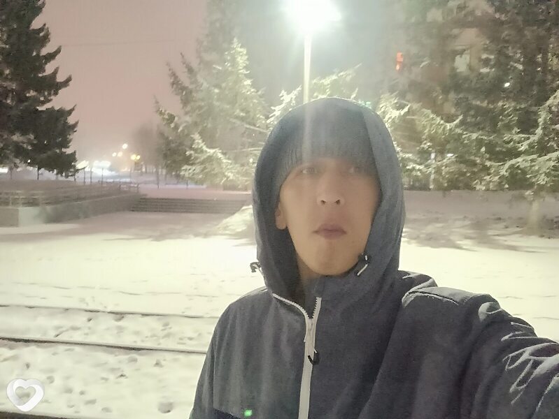 Евгений, 30, Абакане — анкета №2077435