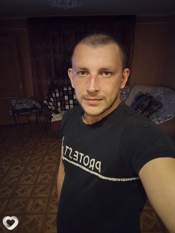 Олександр, 29, Николаеве — анкета №2077257