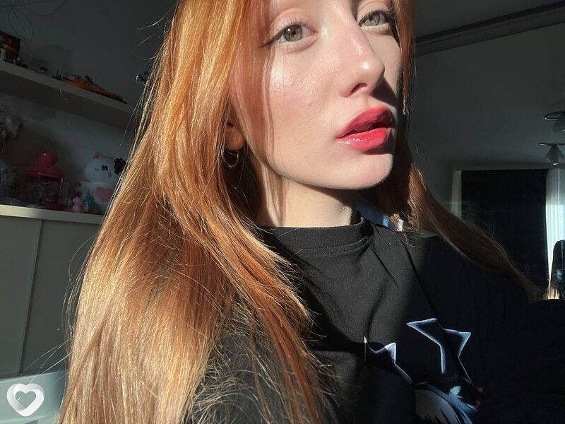 Яна, 19, Новороссийске — анкета №2077789