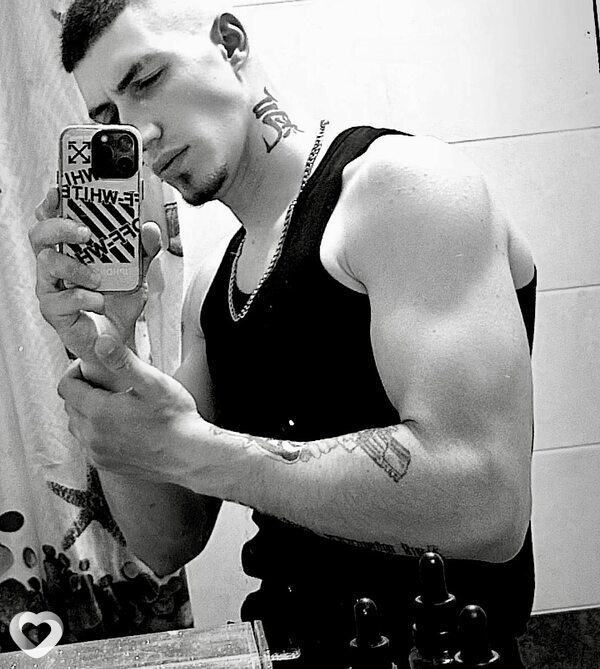 Дмитрий, 23, Волгограде — анкета №2078076