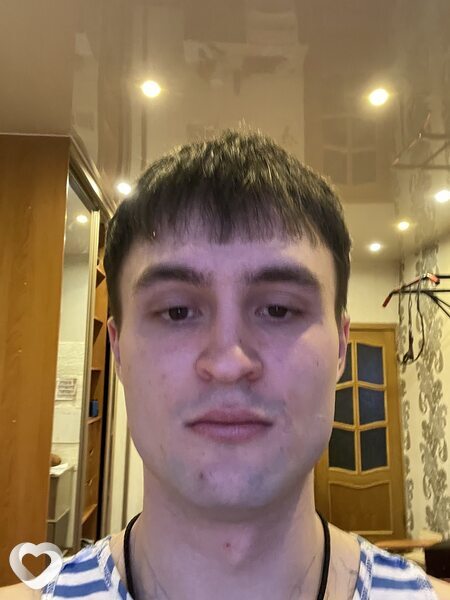 Данила, 21, Москве — анкета №2078207