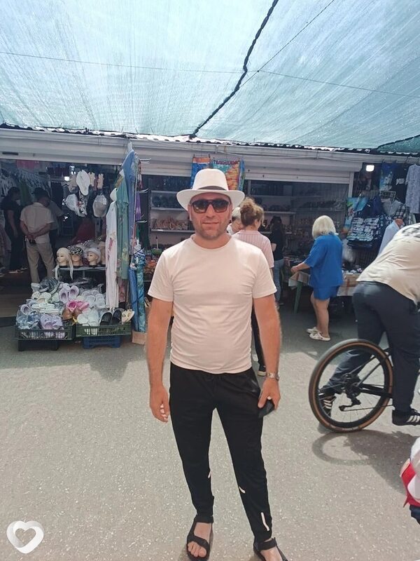 Руслан, 43, Радужный (Ханты-Мансийский) — анкета №2078890
