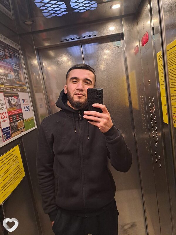 Хомид, 27, Москве — анкета №2078892