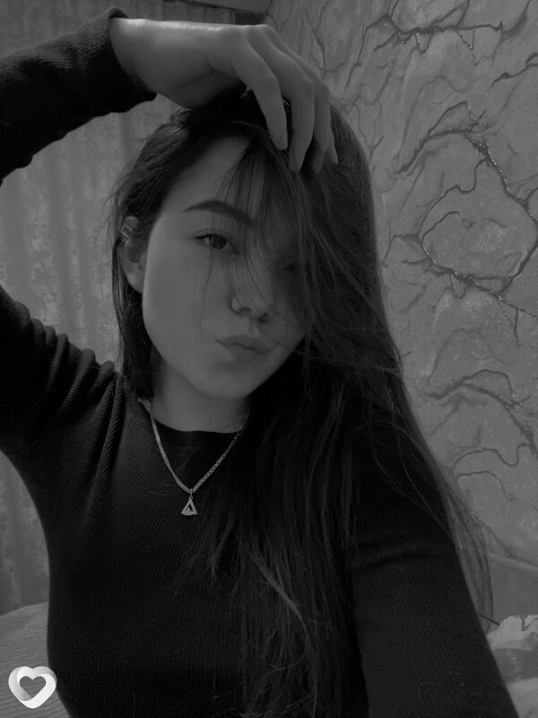Камилла, 21, Усть-Каменогорск — анкета №2078860