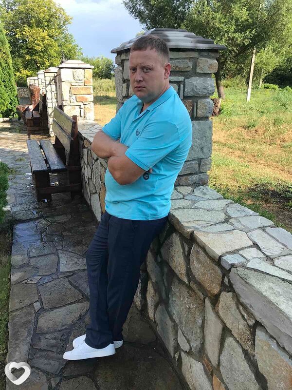 Viktor, Бытом
