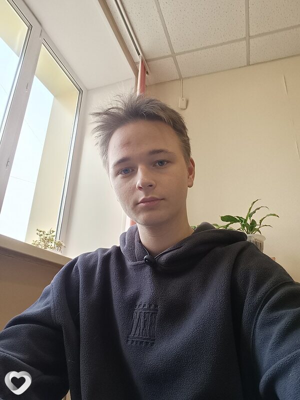 Влад, 19, Тюмени — анкета №2079100