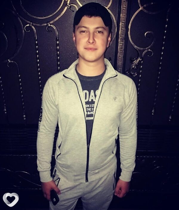 Ваня, 26, Домодедово — анкета №2079451
