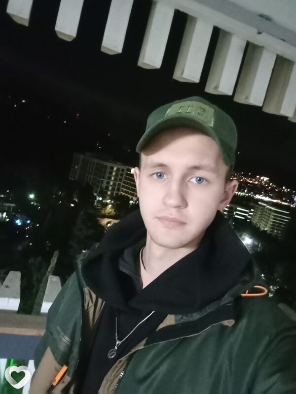 Даниил, 20, Симферополе — анкета №2080209