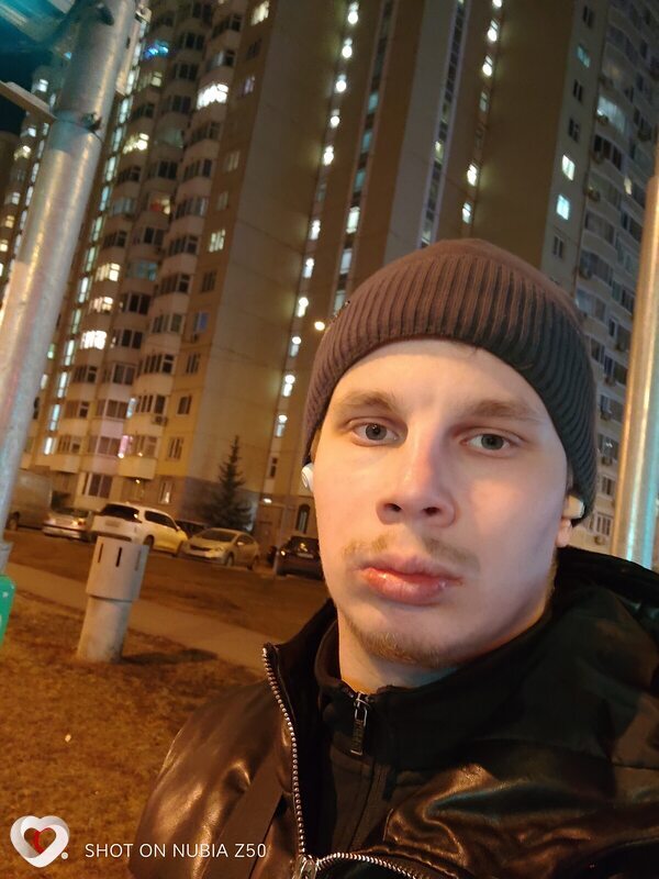 Ярослав, 24, Москве — анкета №2080586