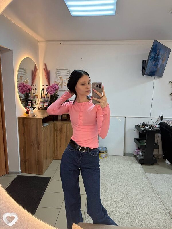 Алина, 19, Барнауле — анкета №2080405