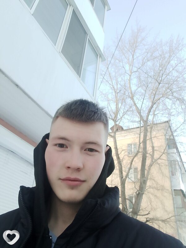 Антон, 19, Краснотурьинске — анкета №2080920