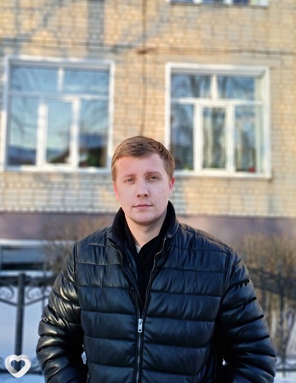 Макс, 25, Кирове — анкета №2080421