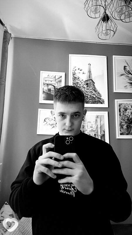 Тарас, 21, Познань — анкета №2081429