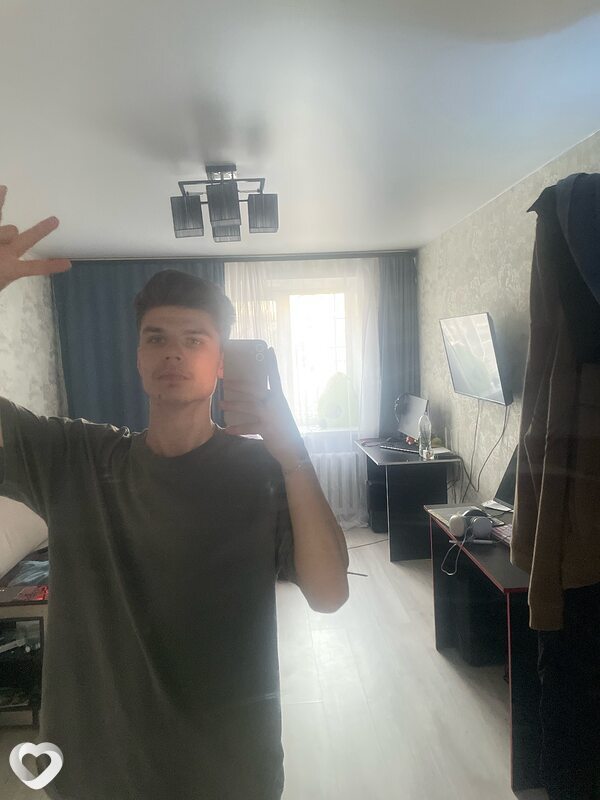 Дмитрий, 21, Кургане — анкета №2081292