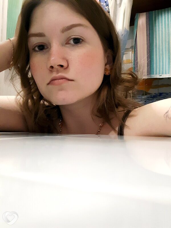Катерина, 26, Черногорске — анкета №2081700