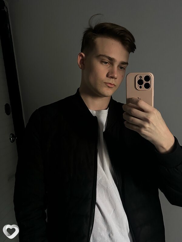 Влад, 23, Алматы — анкета №2081706