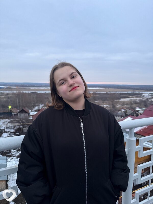 Вероника, 19, Южно-Сахалинске — анкета №2082062