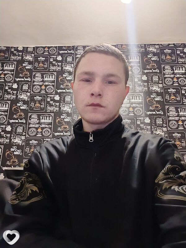 Михаил, 21, Чите — анкета №2082349