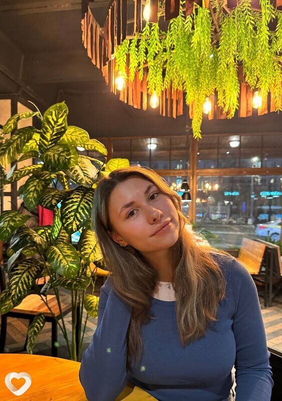 Алёна, 20, Москве — анкета №2082581