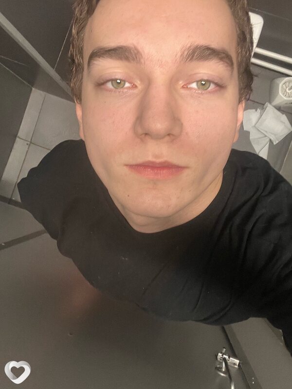 Павел, 20, Москве — анкета №2082992