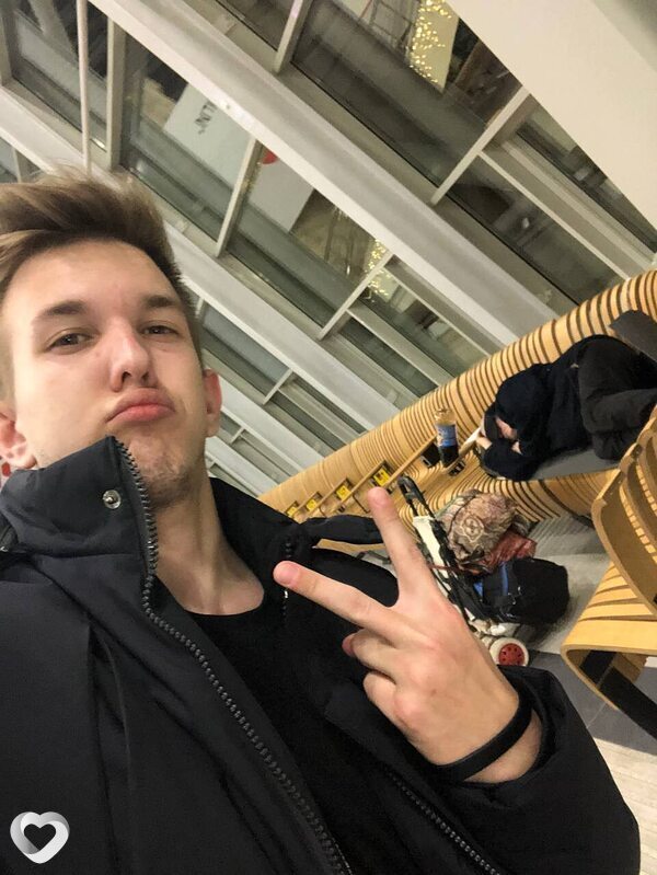 Алексей, 21, Анапе — анкета №2083095