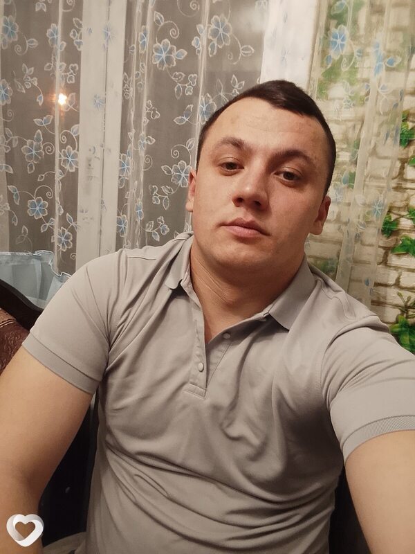 Рома, 28, Твери — анкета №2083536