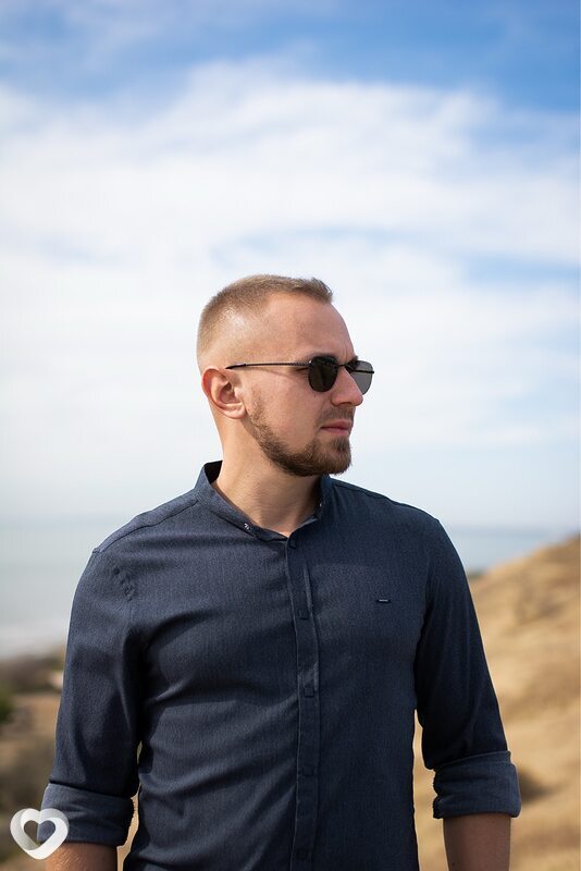 Евгений, 31, Таганроге — анкета №2083433