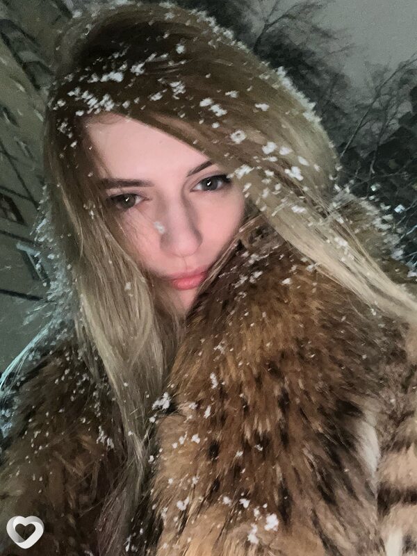 Катюша, 21, Санкт-Петербурге — анкета №2083318