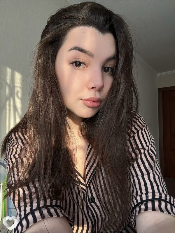 Карина, 20, Москве — анкета №2083822