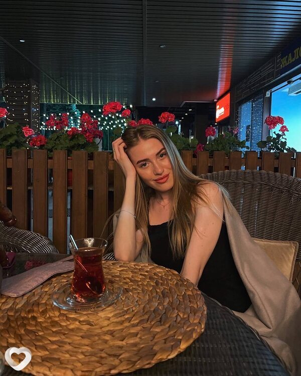 Полина, 28, Саратове — анкета №2083798