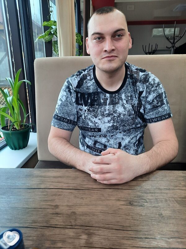 Рома, 26, Новокузнецке — анкета №2084448