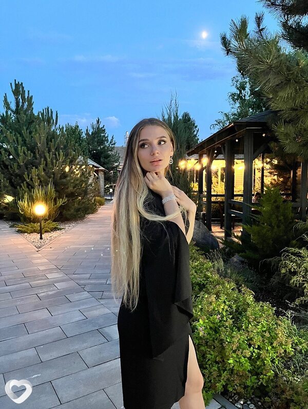 Елена, 25, Ростове-на-Дону — анкета №2084455