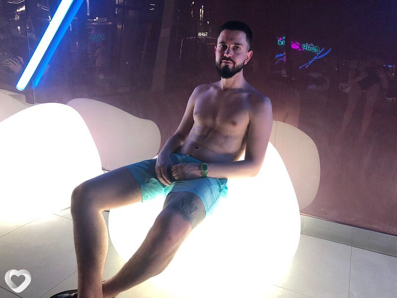 Евгений, 29, Артеме — анкета №2085082