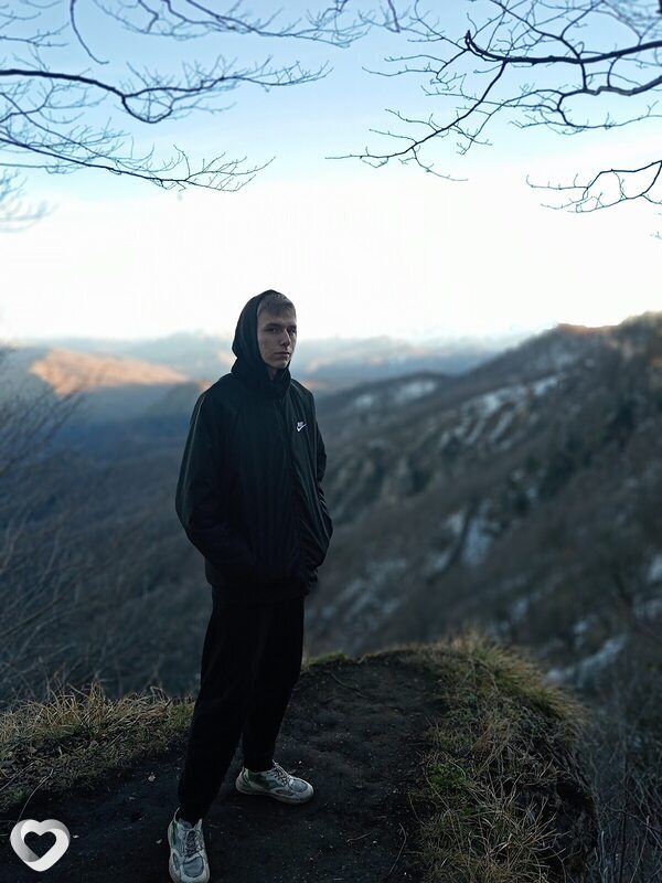 Алексей, 25, Краснодаре — анкета №2085327
