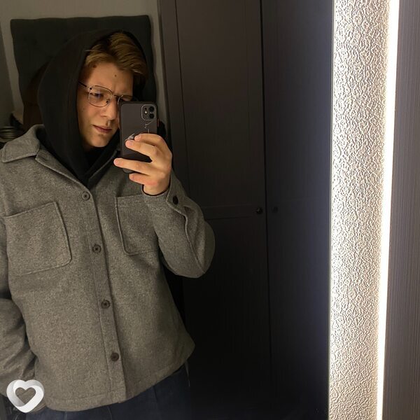 Даня, 26, Москве — анкета №2085429