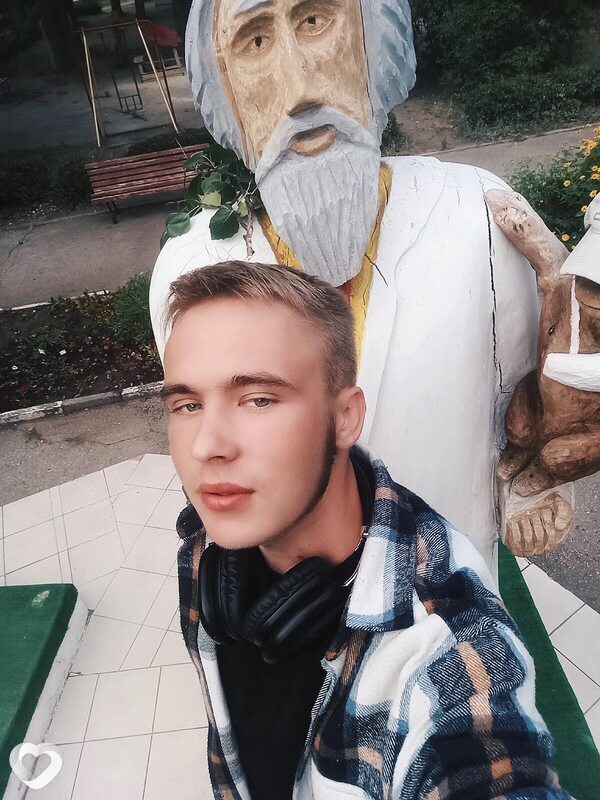 Никита, 21, Димитровграде — анкета №2085855