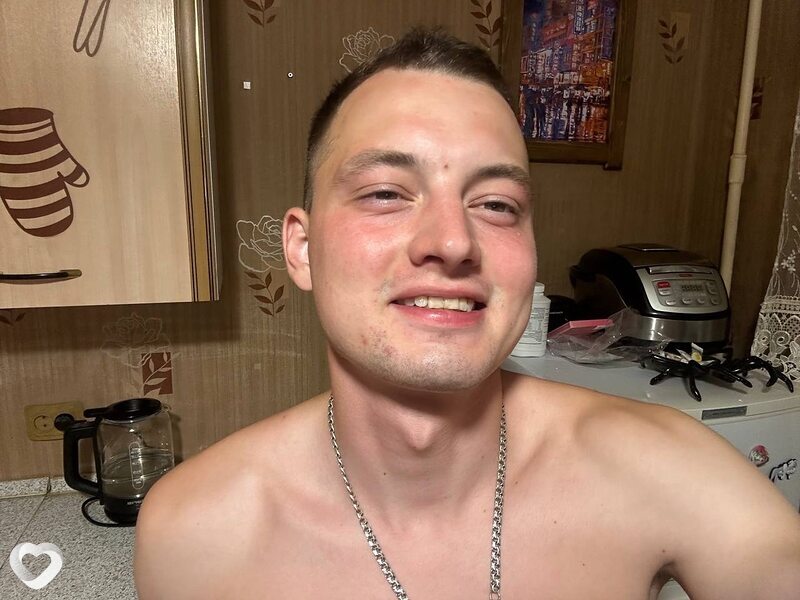 Илья, 26, Кемерове — анкета №2085996