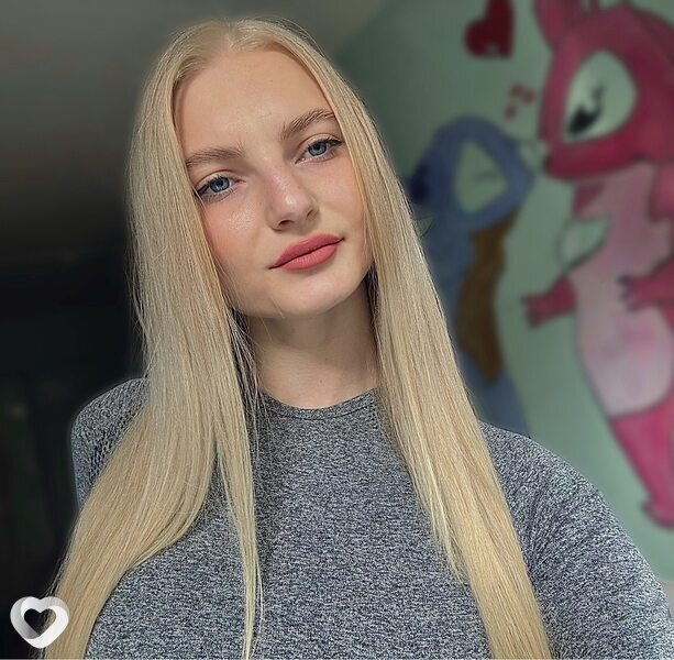 Диана, 22, Красноярске — анкета №2086484