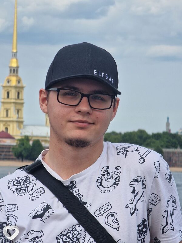 Александр, 25, Москве — анкета №2086523